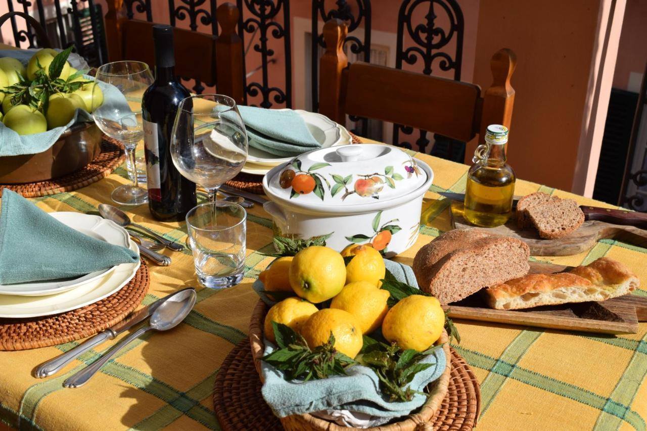 Il Carmine Charme & Terrace With Ac Apartment Lucca Exterior photo